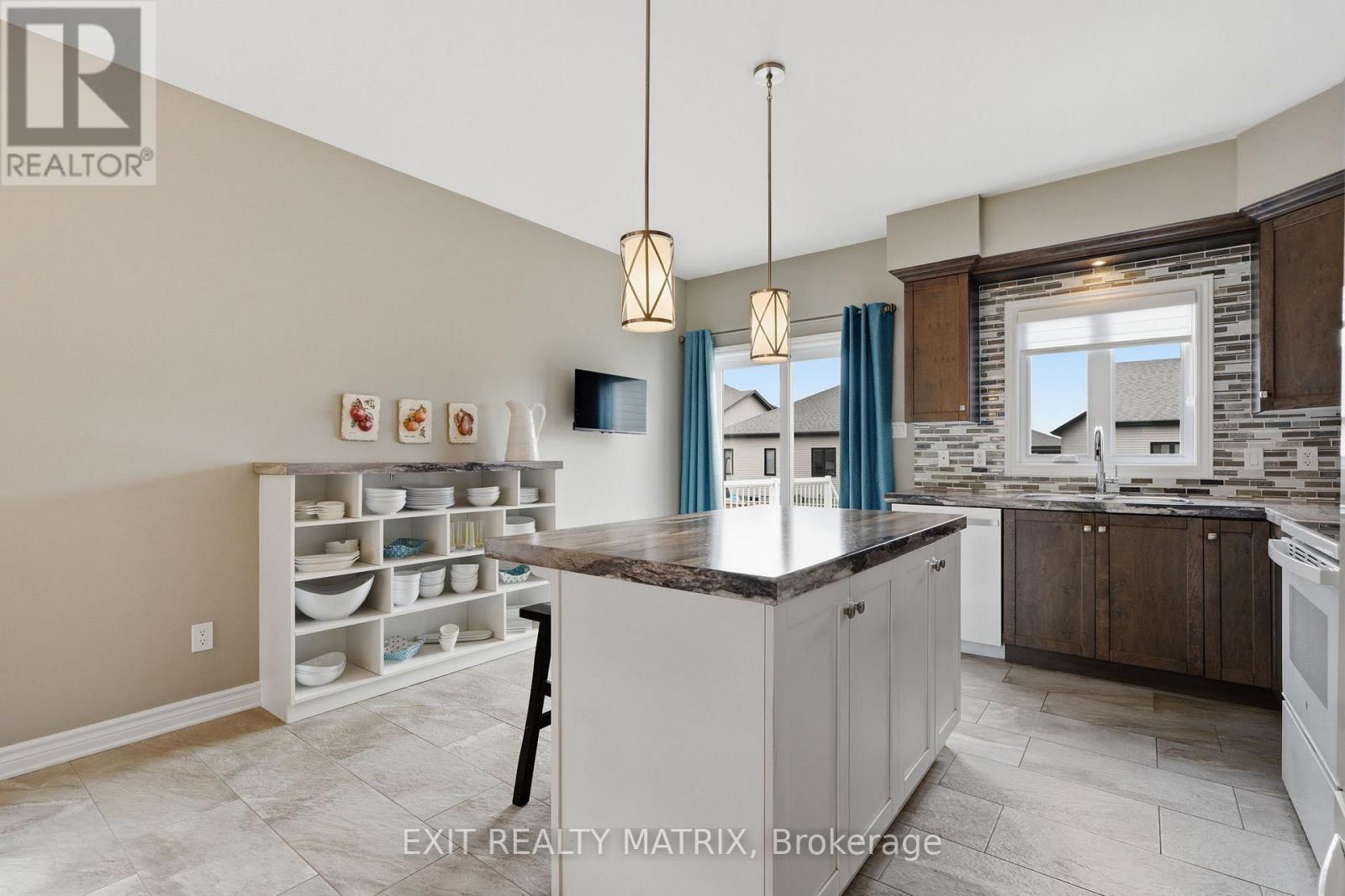 309 Colmar Street, Russell, Ontario  K0A 1W0 - Photo 12 - X13793134