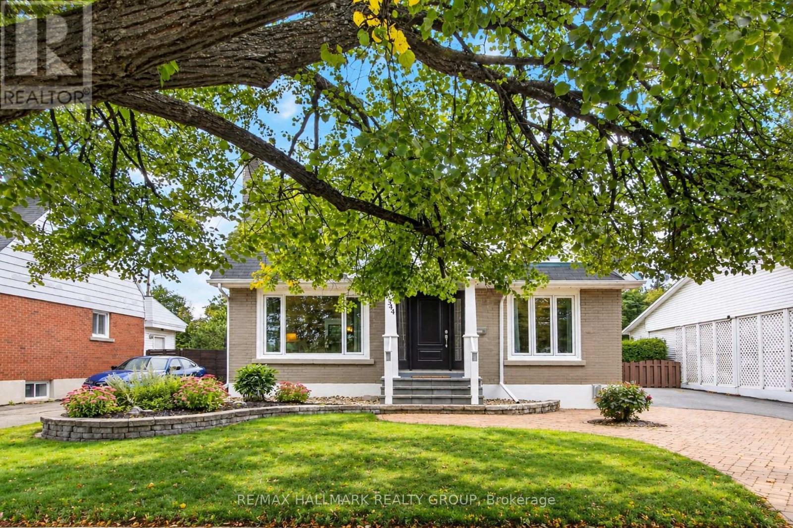 2544 Severn Avenue, Ottawa, Ontario  K2B 7V7 - Photo 2 - X13793166