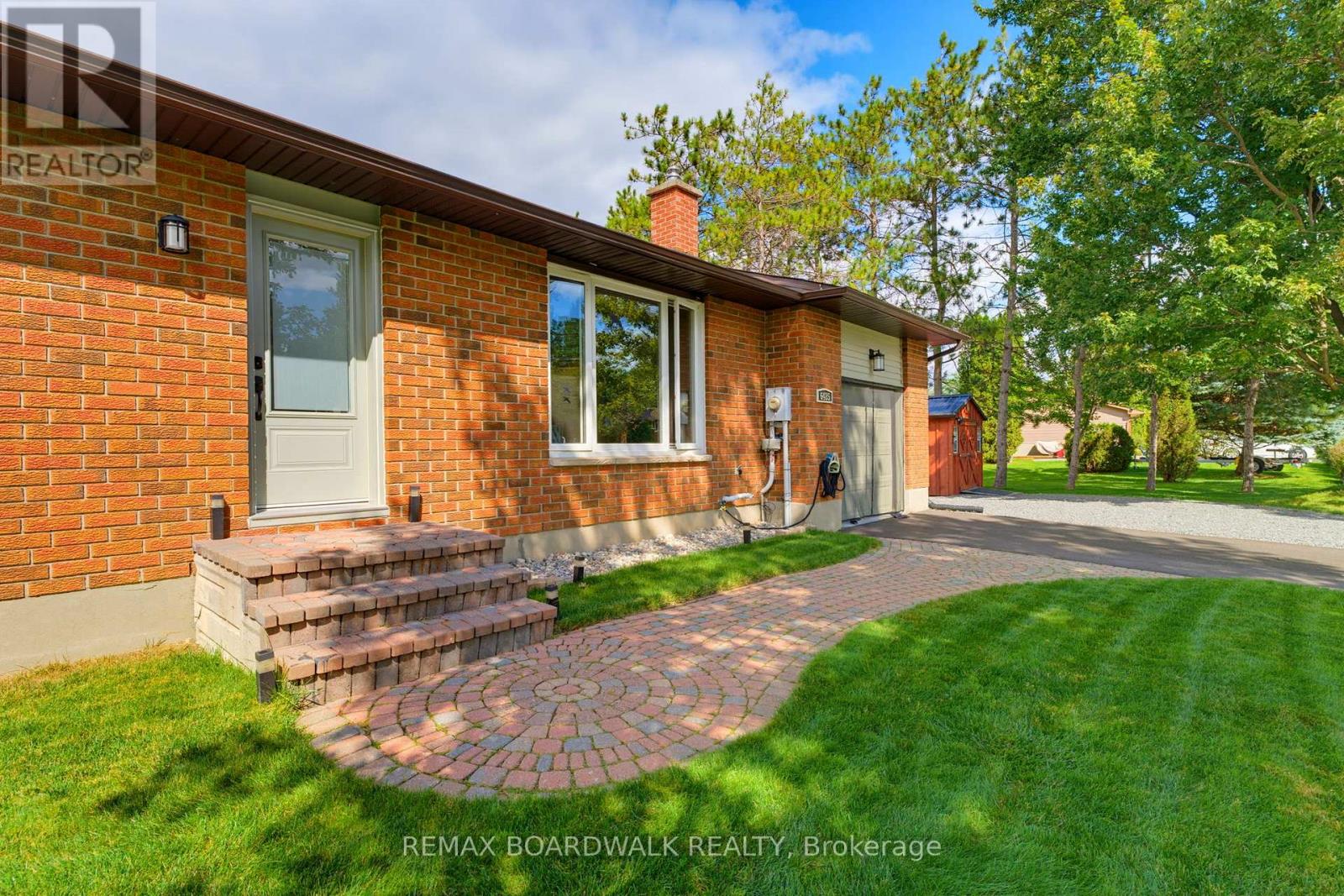 6485 Doctor Blair Crescent, Ottawa, Ontario  K0A 2T0 - Photo 7 - X13793180