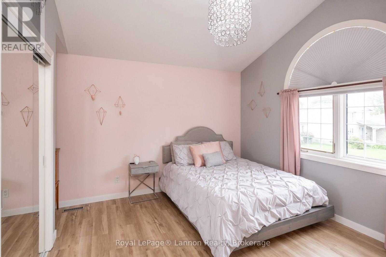 120 Light Court, Thunder Bay, Ontario  P7B 6K5 - Photo 14 - X13793170