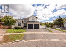 120 LIGHT COURT, Thunder Bay, Ontario