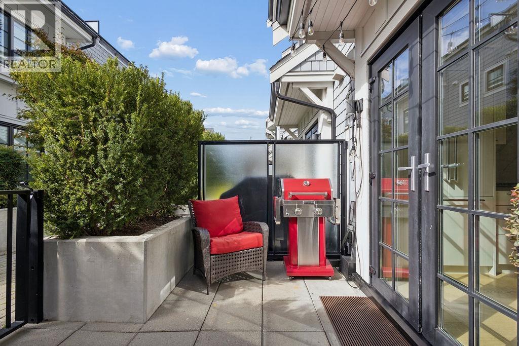 12 1133 Ridgewood Drive, North Vancouver, British Columbia  V7R 0A4 - Photo 13 - R3166127