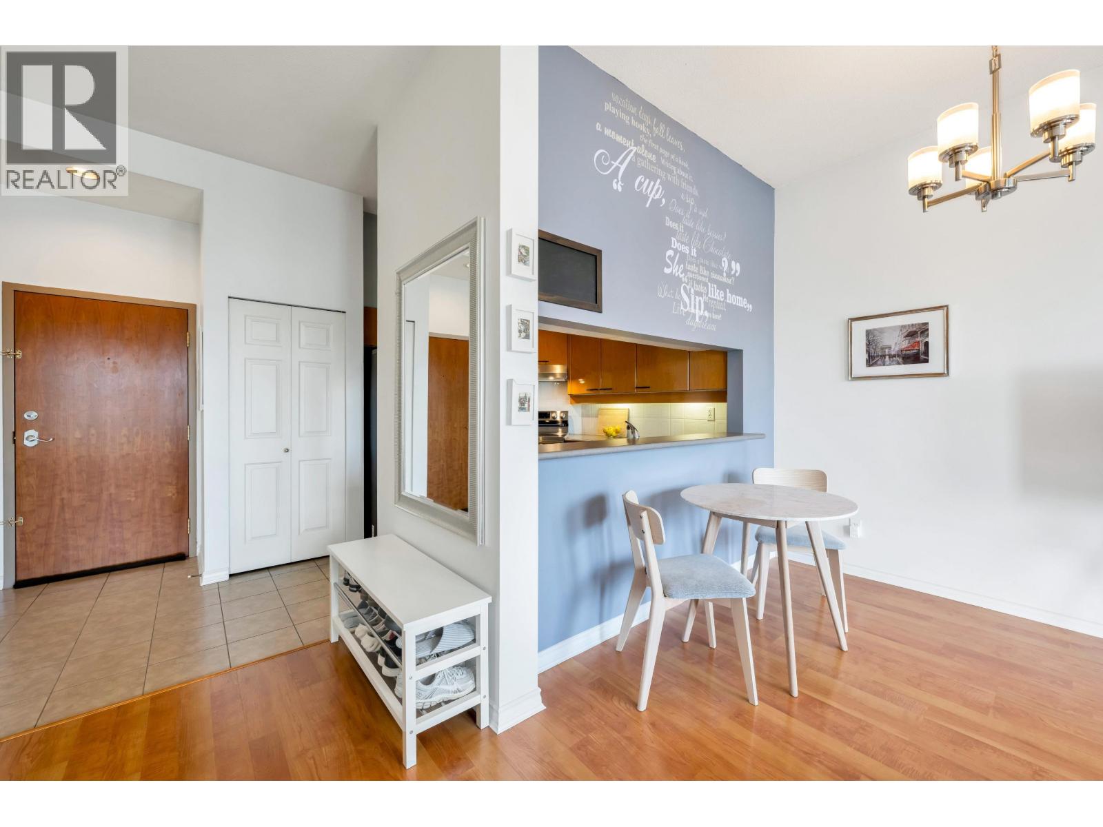 2205 10 Laguna Court, New Westminster, British Columbia  V3M 6W3 - Photo 10 - R3166202