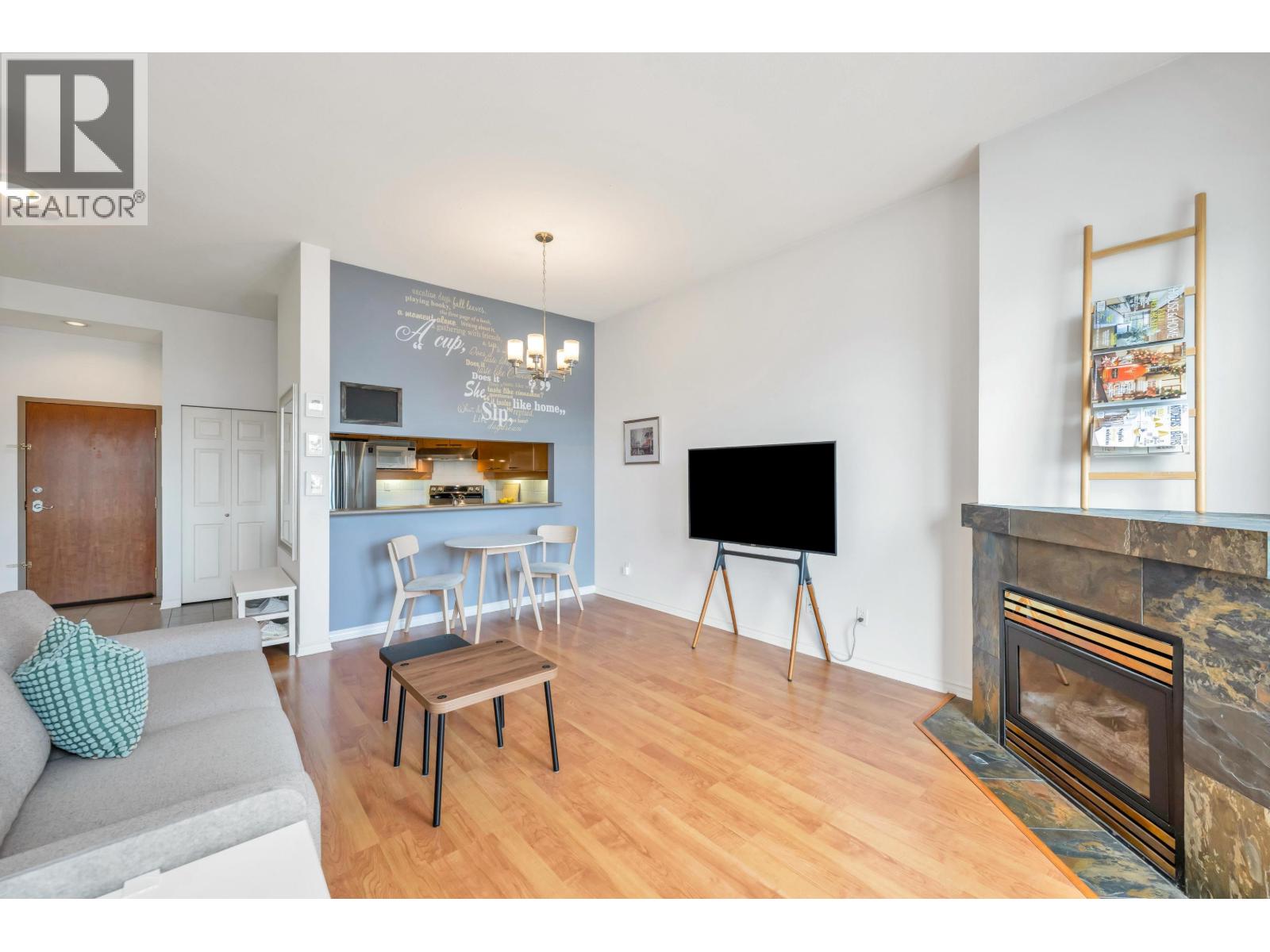 2205 10 Laguna Court, New Westminster, British Columbia  V3M 6W3 - Photo 7 - R3166202