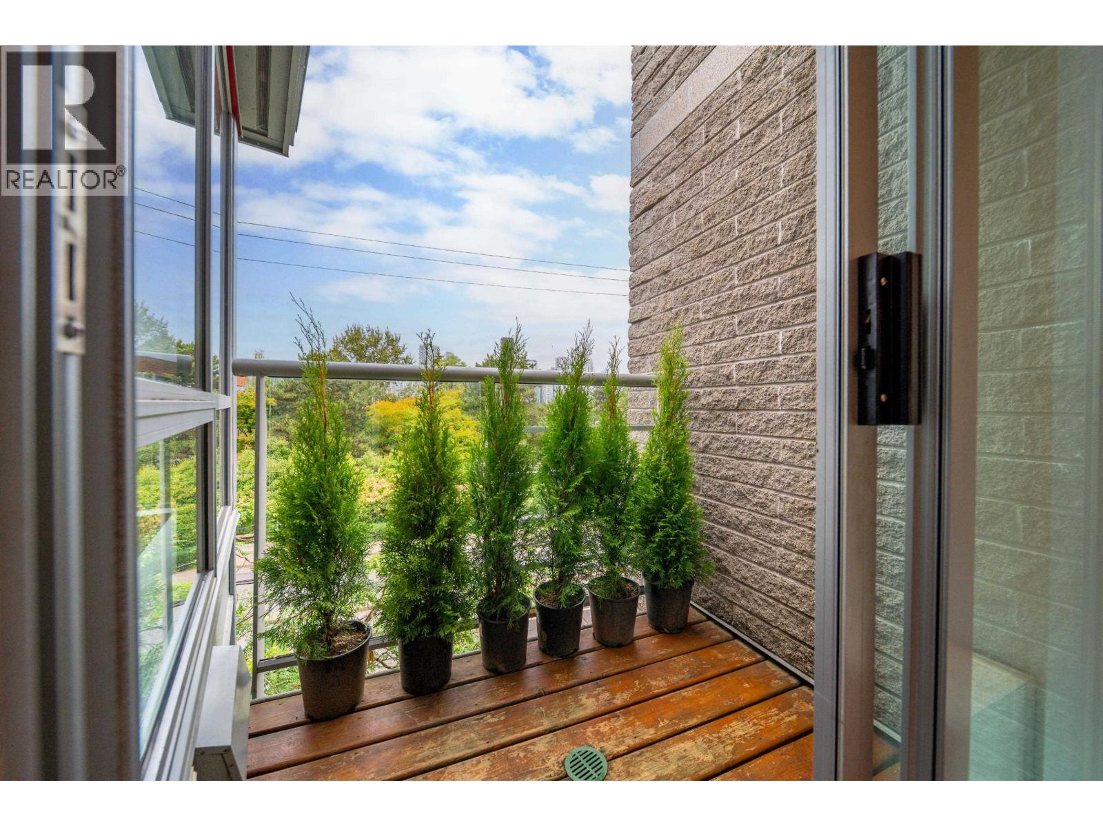 9 1250 W 6th Avenue, Vancouver, British Columbia  V6H 1A5 - Photo 8 - R3166313