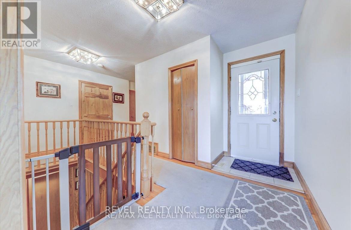 Main - 15 Strandhill Road, Toronto, Ontario  M1J 3A8 - Photo 5 - E13731848