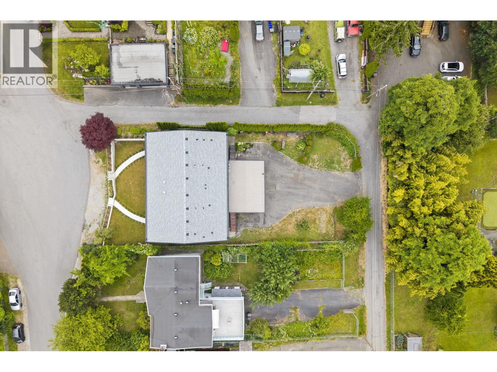 7737 Allman Street, Burnaby, British Columbia  V5E 2A9 - Photo 34 - R3166350