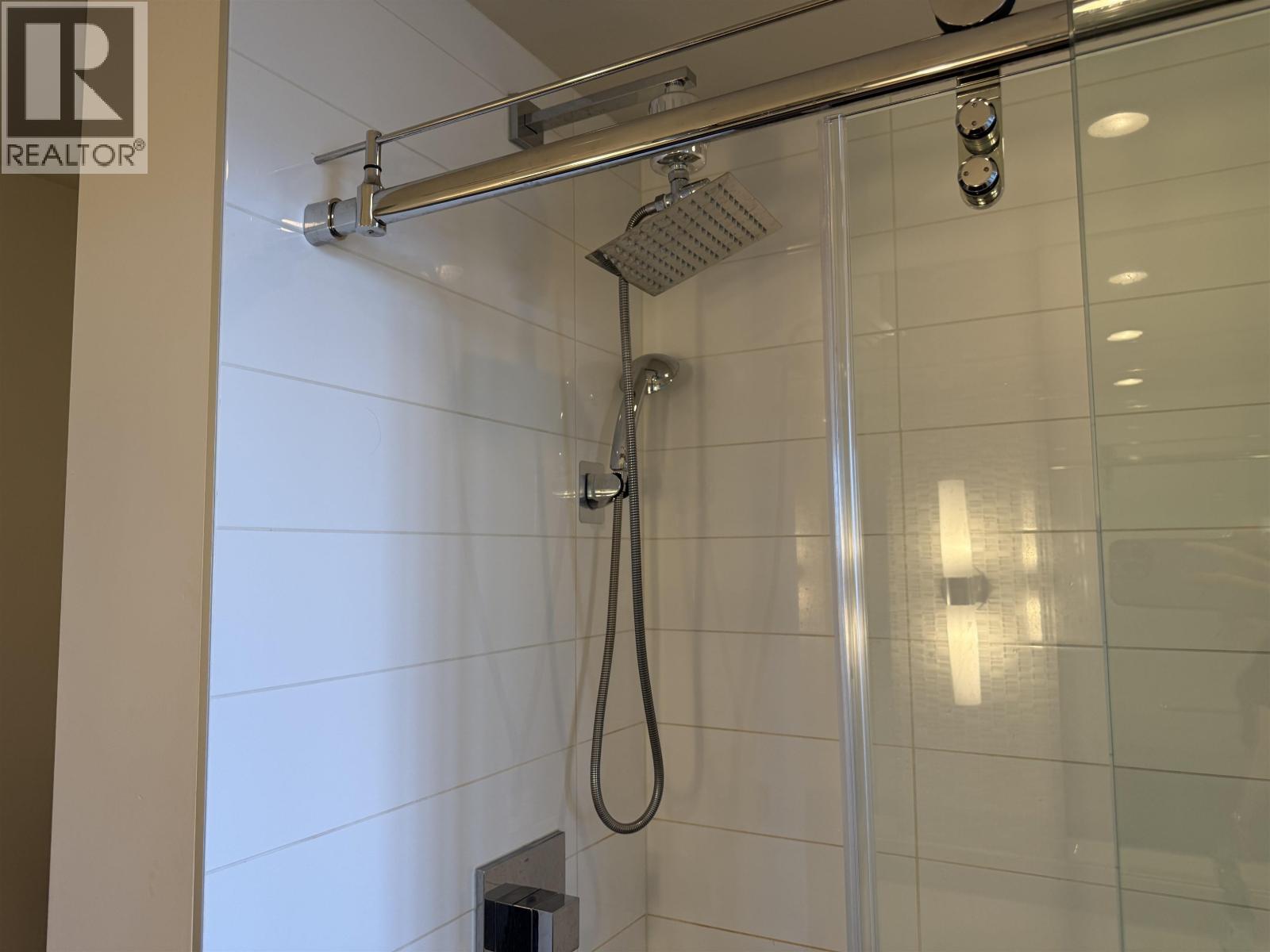 1702 159 W 2nd Avenue, Vancouver, British Columbia  V5Y 0L8 - Photo 8 - R3166310