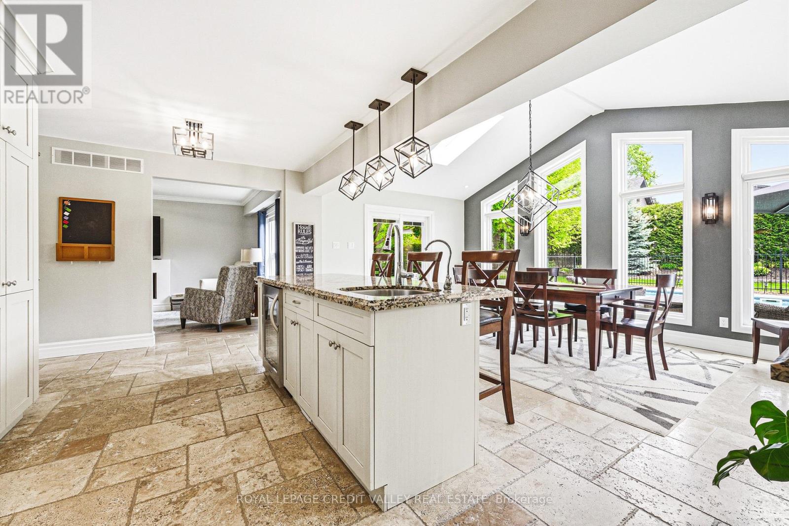 5 Valleygreen Crescent S, Caledon, Ontario  L7C 1J3 - Photo 11 - W13214024