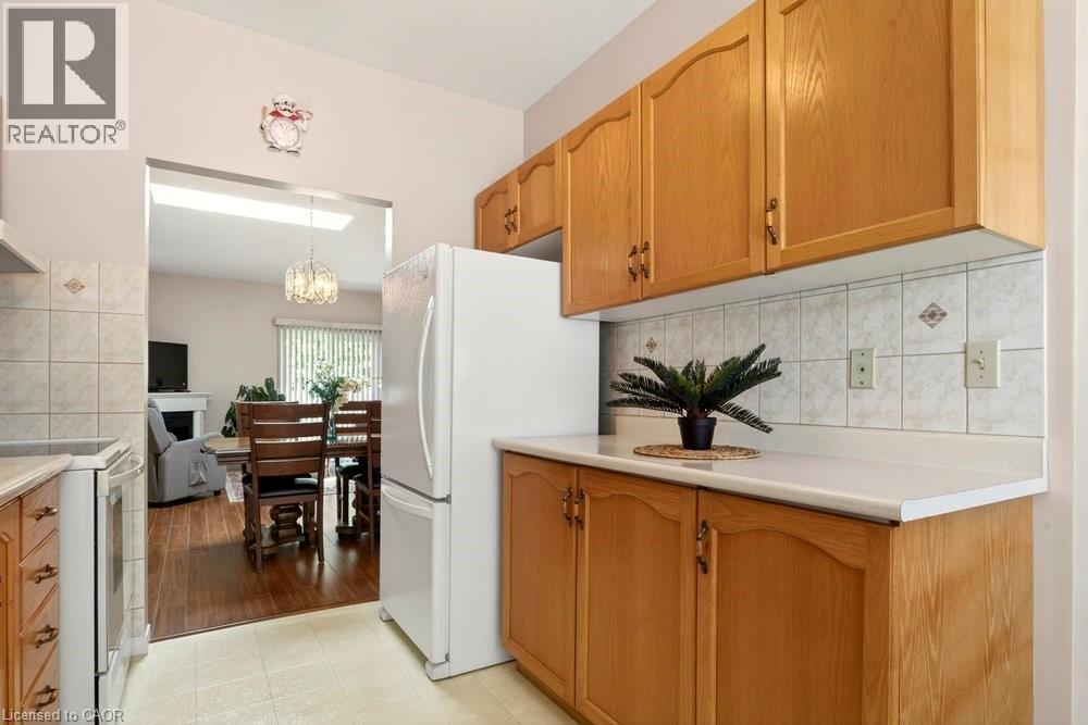 20 Kitty Murray Lane Unit# 11, Ancaster, Ontario  L9K 1L7 - Photo 10 - 40863689