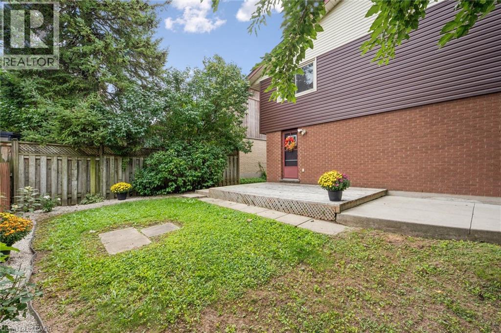 21 Colebrook Court, Kitchener, Ontario  N2E 1Y8 - Photo 41 - 40859660