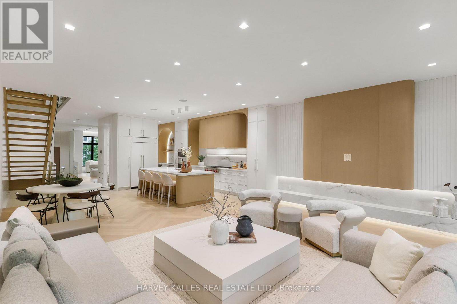 108 Heath Street W, Toronto, Ontario  M4V 1T6 - Photo 16 - C13793092