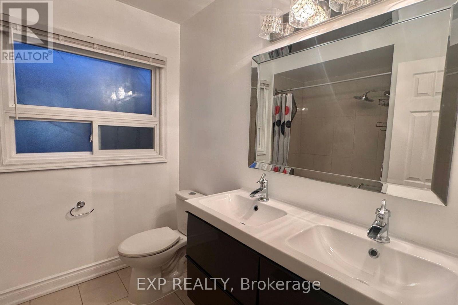 69 Hollyhedge Drive, Toronto, Ontario  M1J 1X4 - Photo 13 - E13793208