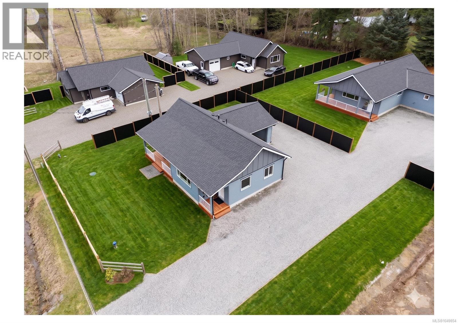 1963 Wilfred Rd, Black Creek, British Columbia