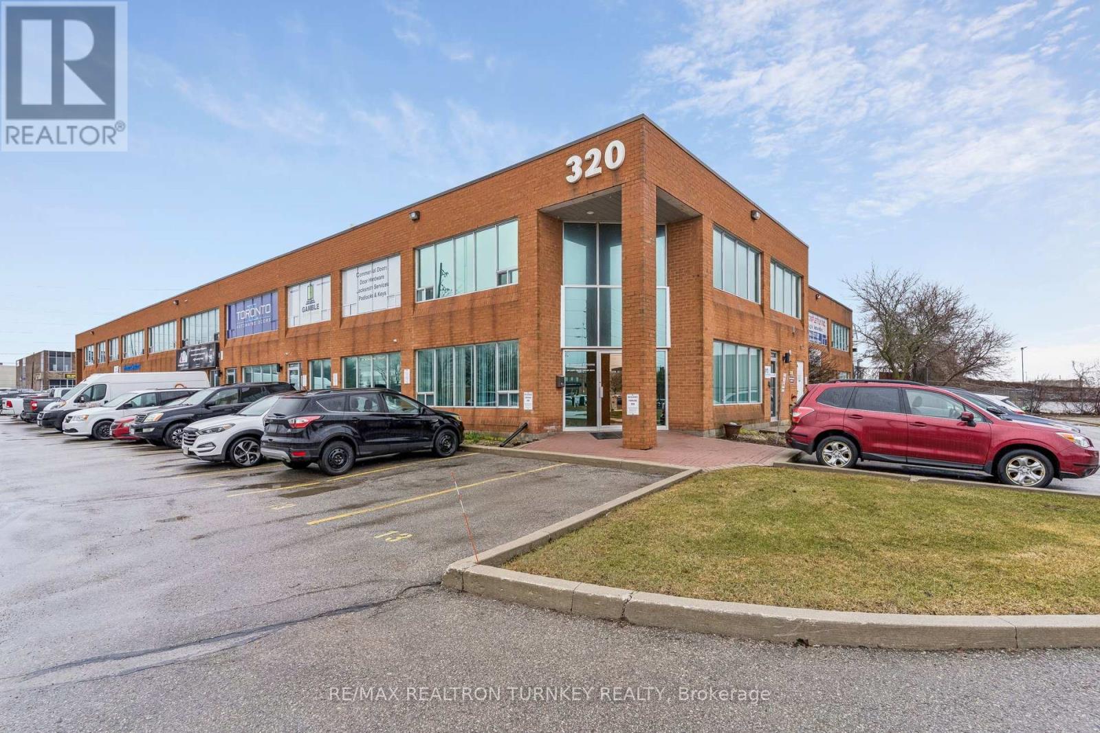 13 - 320 Harry Walker Parkway N, Newmarket, Ontario  L3Y 7B4 - Photo 1 - N13793076