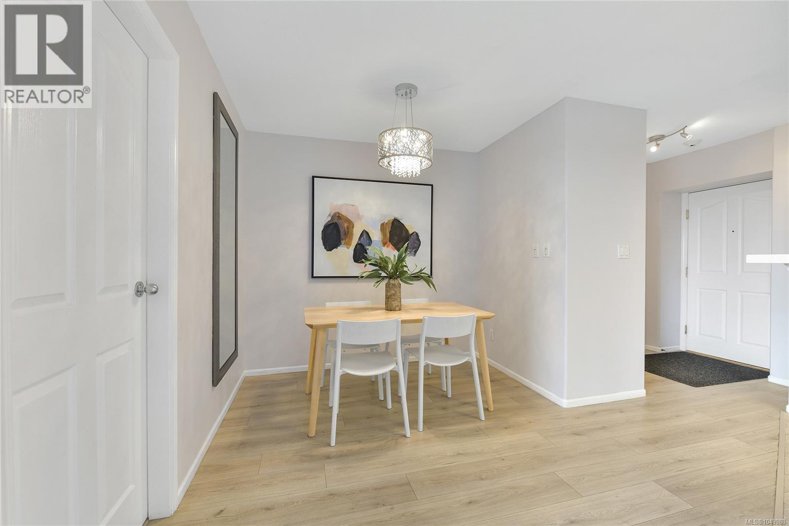 505 930 Yates St, Victoria, British Columbia  V8V 4Z3 - Photo 9 - 1049988