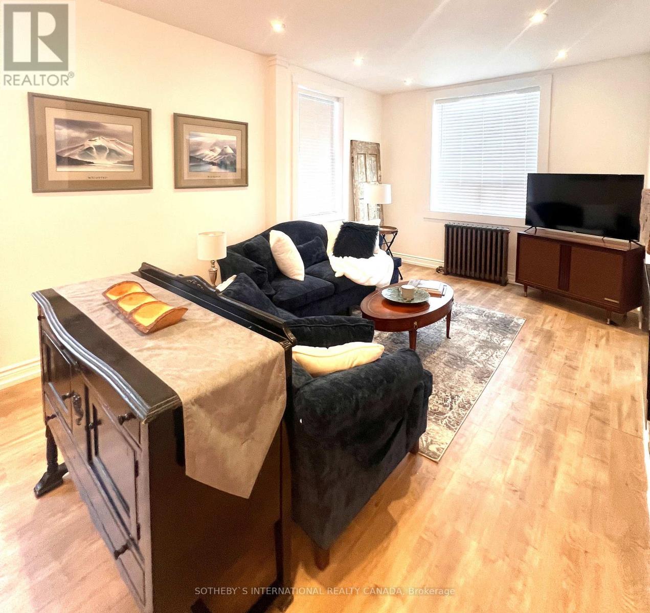 22 St. Paul Street, Collingwood, Ontario  L9Y 3N9 - Photo 6 - S13793212