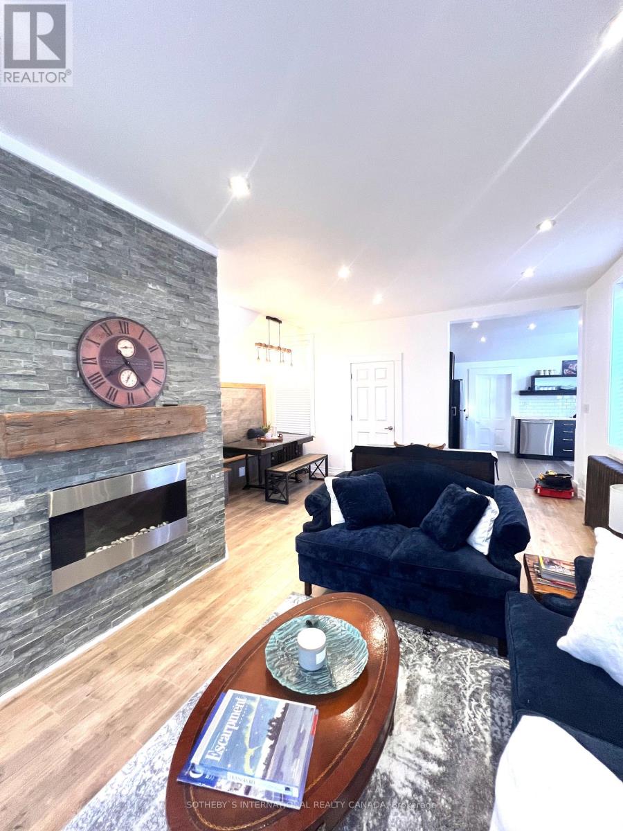 22 St. Paul Street, Collingwood, Ontario  L9Y 3N9 - Photo 8 - S13793212