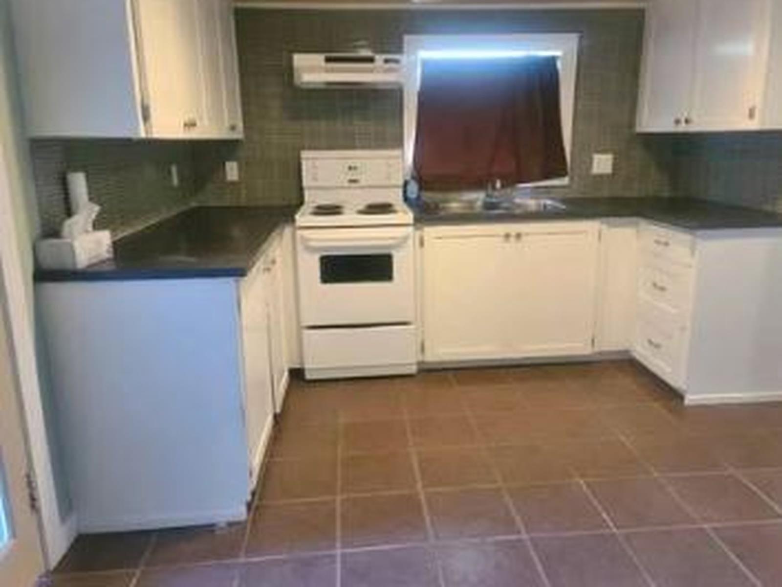 Lower 10113 Manor Drive, Fairfield Island, Chilliwack, British Columbia  V2P 5Y6 - Photo 2 - R3166390