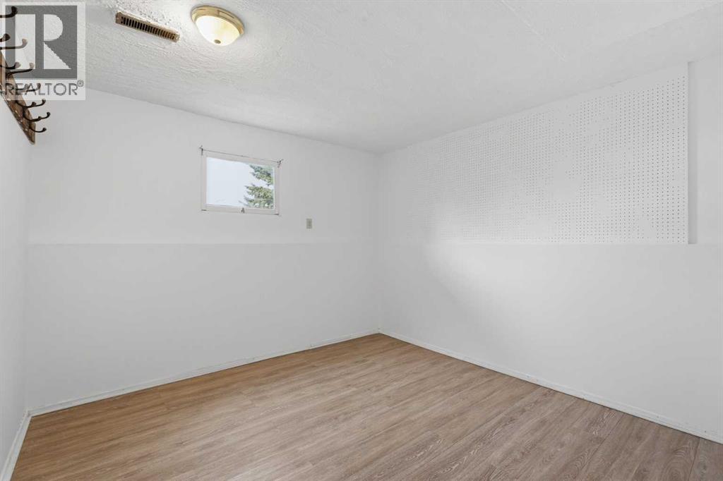 3214 57 Avenue, Red Deer, Alberta  T4N 5V5 - Photo 25 - A2341448