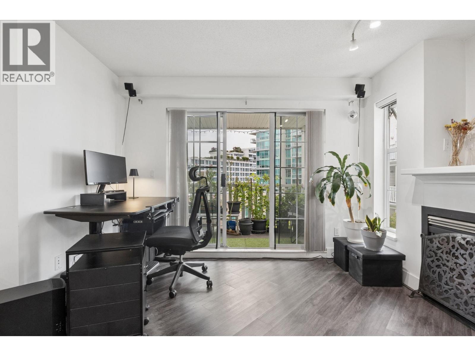 319 147 E 1st Street, North Vancouver, British Columbia  V7L 1B2 - Photo 8 - R3166329