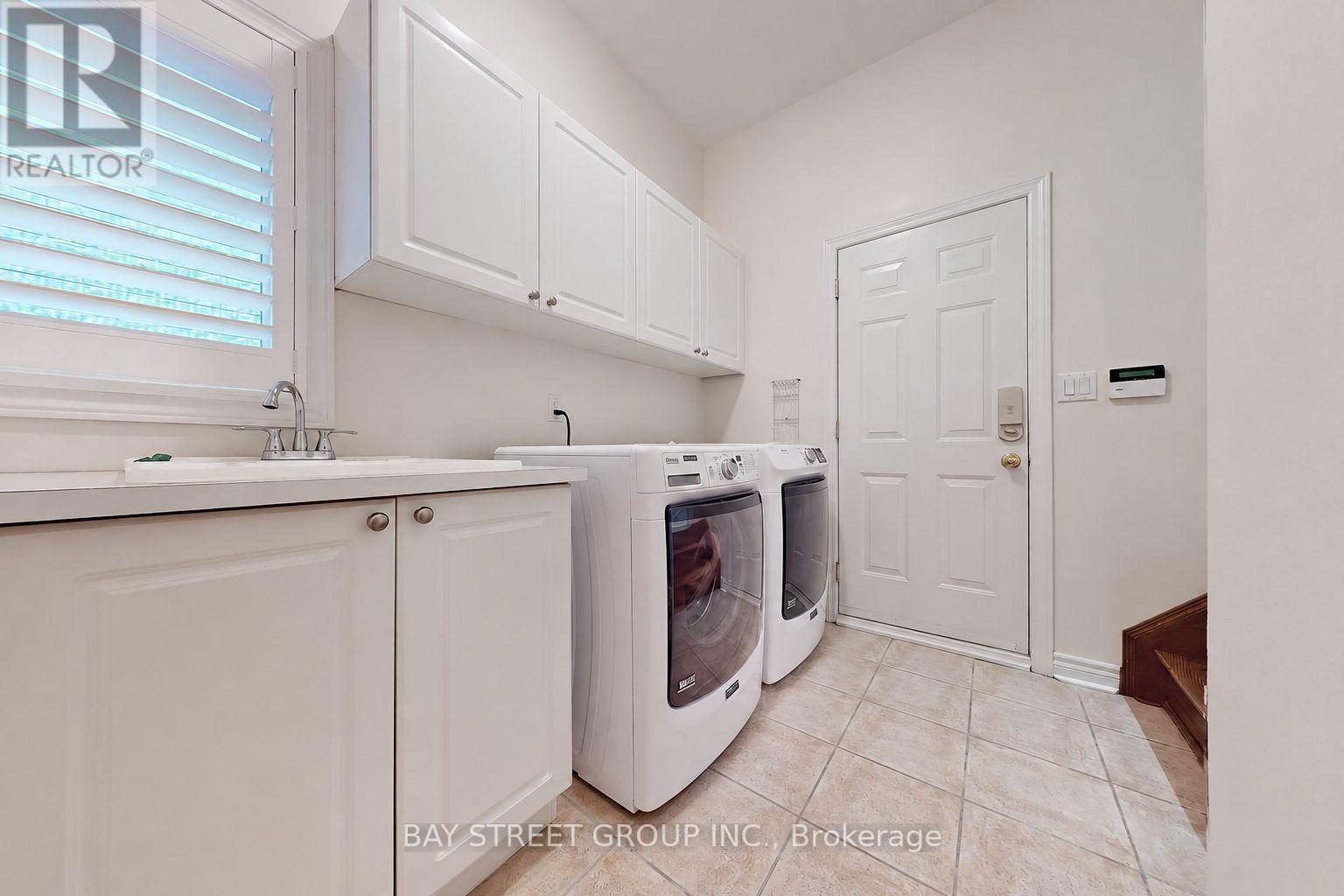 25 Greenshire Street, Richmond Hill, Ontario  L4B 4V3 - Photo 11 - N13788054
