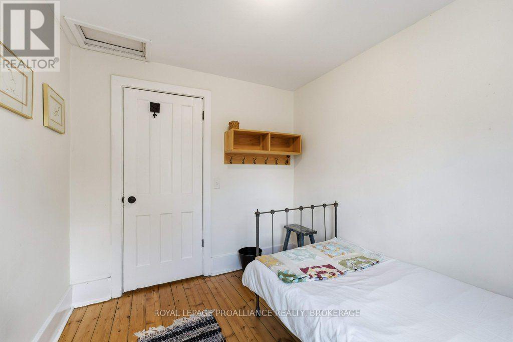 384 Barrie Street, Kingston, Ontario  K7K 3T4 - Photo 18 - X13793296