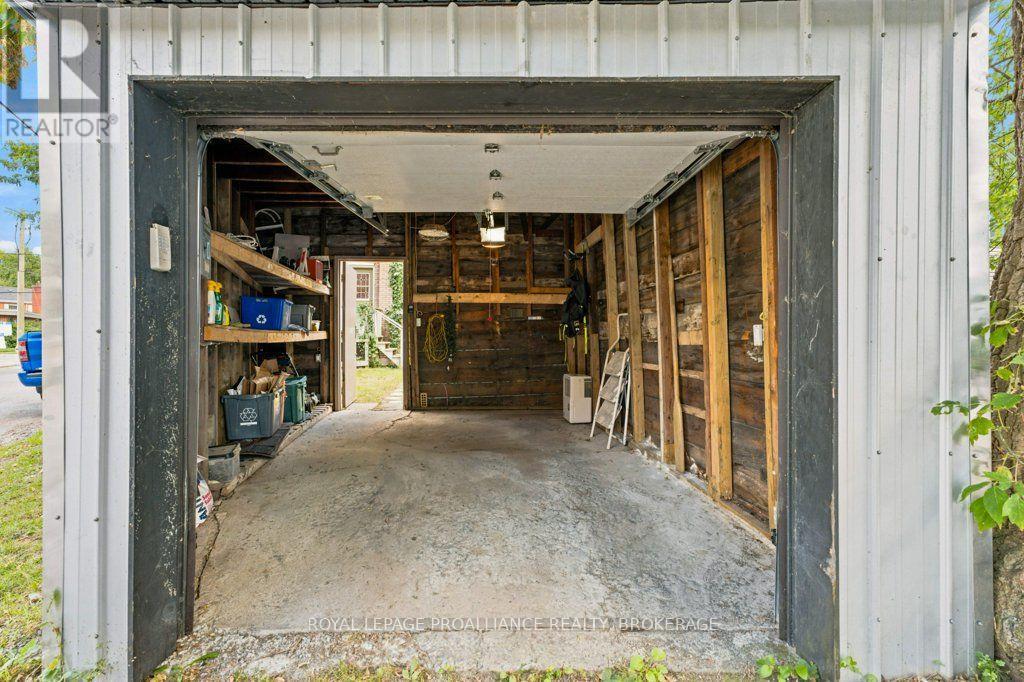 384 Barrie Street, Kingston, Ontario  K7K 3T4 - Photo 28 - X13793296