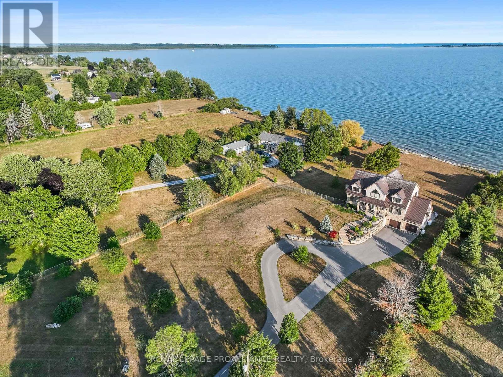 263 Lakeshore Road, Brighton, Ontario  K0K 1H0 - Photo 1 - X13793504