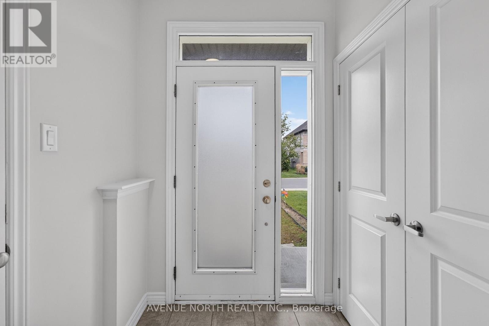 292 Livery Street, Ottawa, Ontario  K2V 0S1 - Photo 4 - X13793278