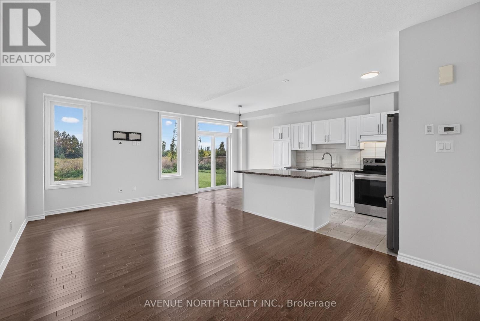 292 Livery Street, Ottawa, Ontario  K2V 0S1 - Photo 8 - X13793278