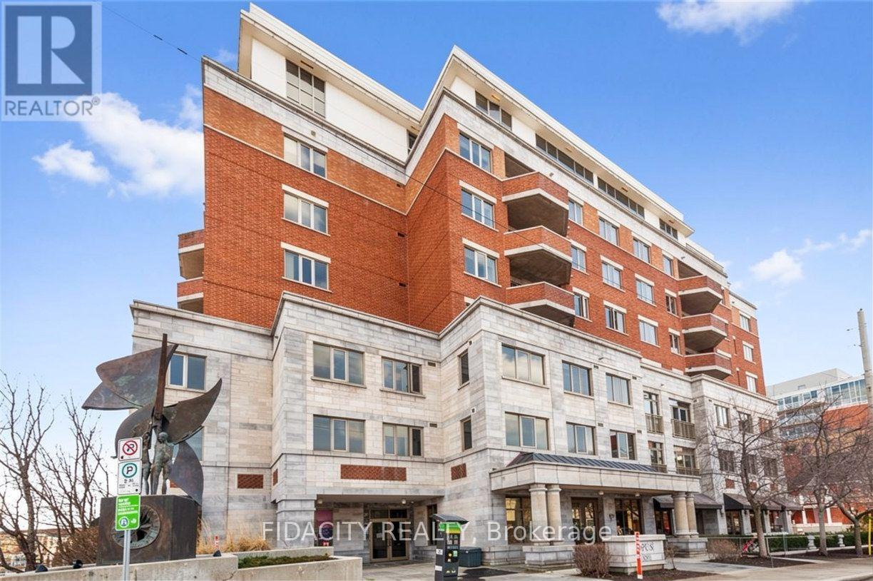 302 - 320 MCLEOD STREET, Ottawa, Ontario