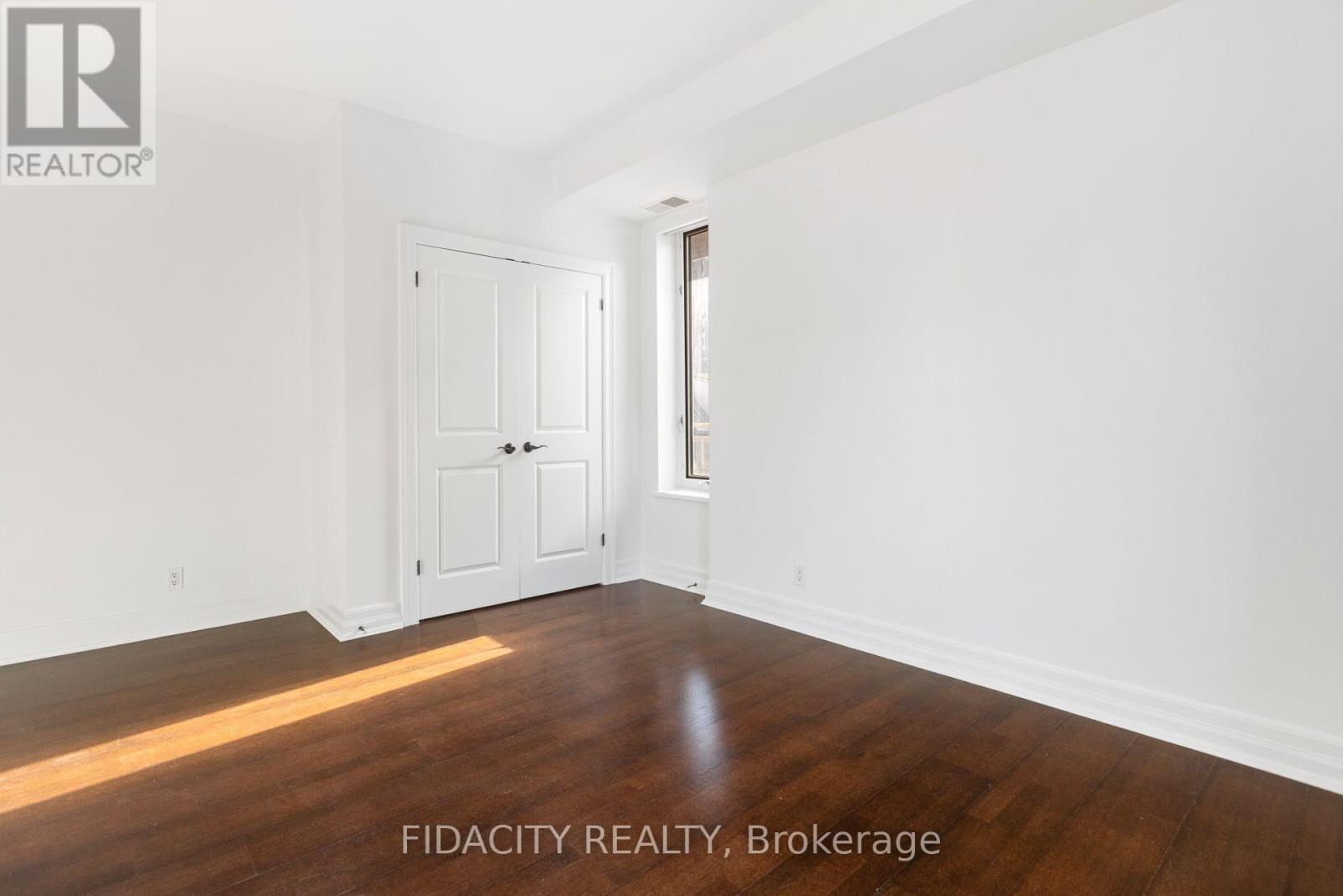 302 - 320 Mcleod Street, Ottawa, Ontario  K2P 1A3 - Photo 14 - X13793374