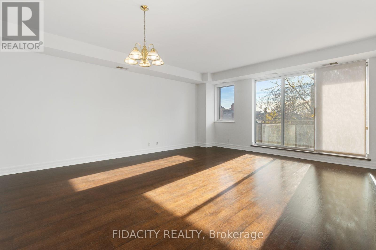 302 - 320 Mcleod Street, Ottawa, Ontario  K2P 1A3 - Photo 7 - X13793374