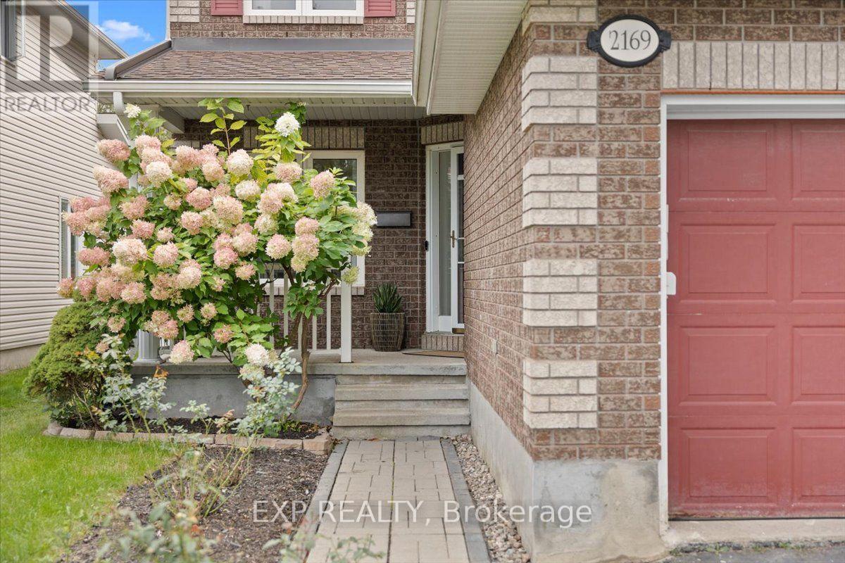 2169 Brianna Way, Ottawa, Ontario  K4A 4E3 - Photo 2 - X13793448