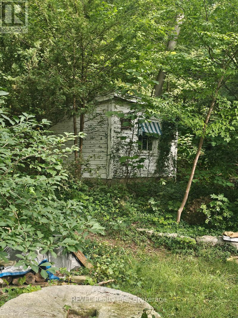 4974 Brown Road, Fort Erie, Ontario  L0S 1N0 - Photo 7 - X13793324