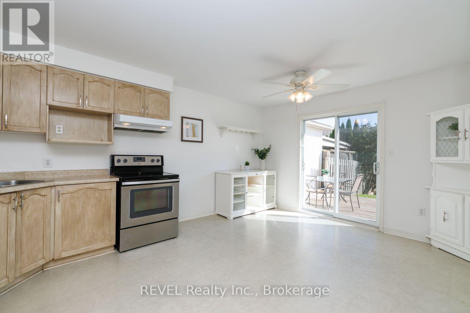 4 Saddler Street, Pelham, Ontario  L3E 0N8 - Photo 11 - X13793424