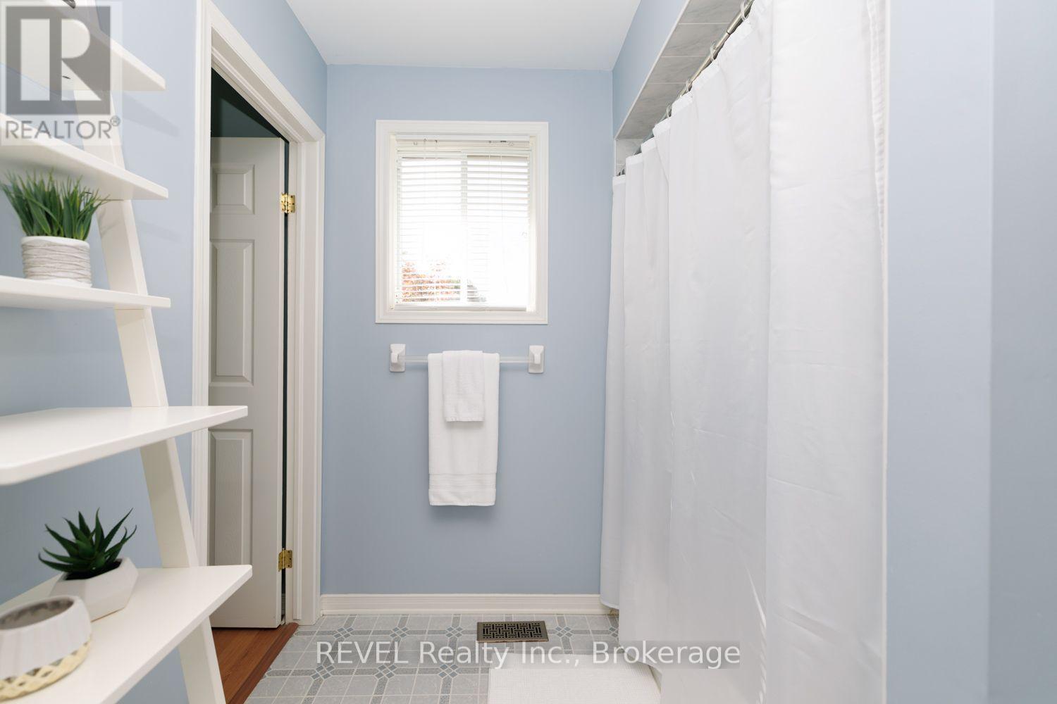4 Saddler Street, Pelham, Ontario  L3E 0N8 - Photo 21 - X13793424