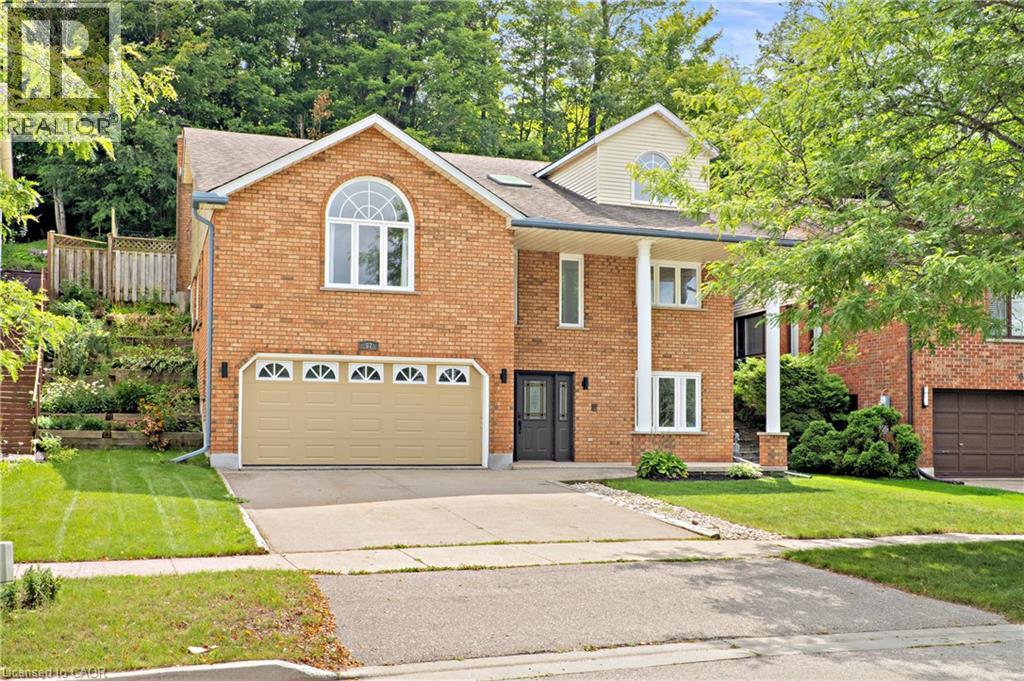 57 YELLOW BIRCH Drive, Kitchener, Ontario