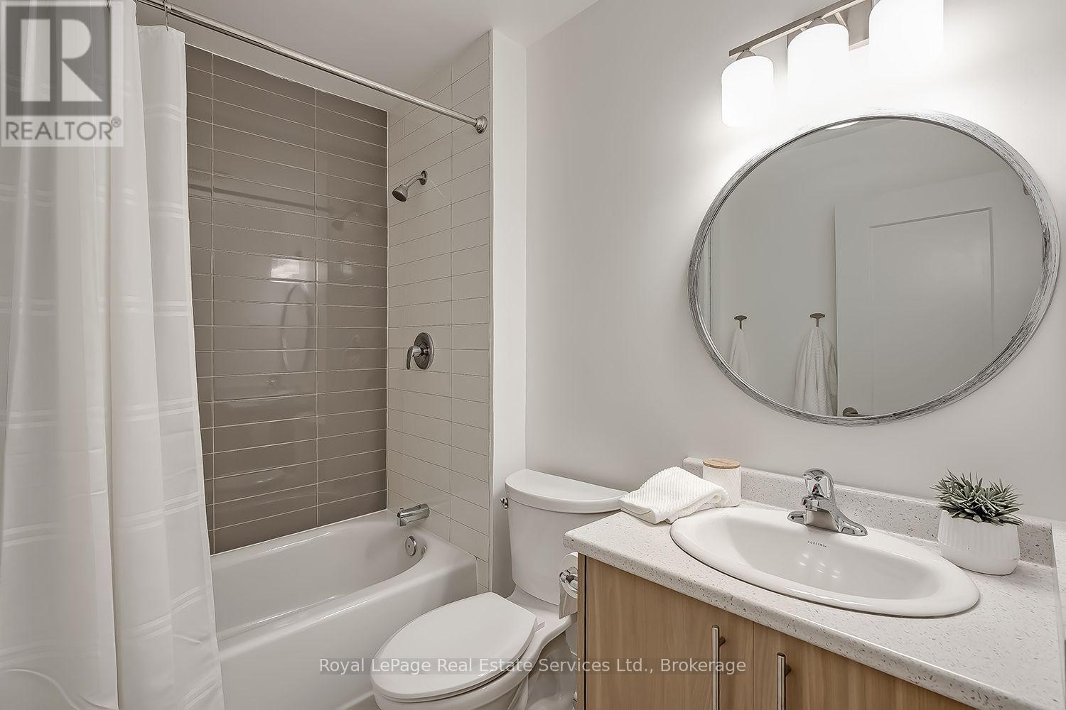 2403 Delkus Crescent, Mississauga, Ontario  L5A 1K8 - Photo 23 - W13793308