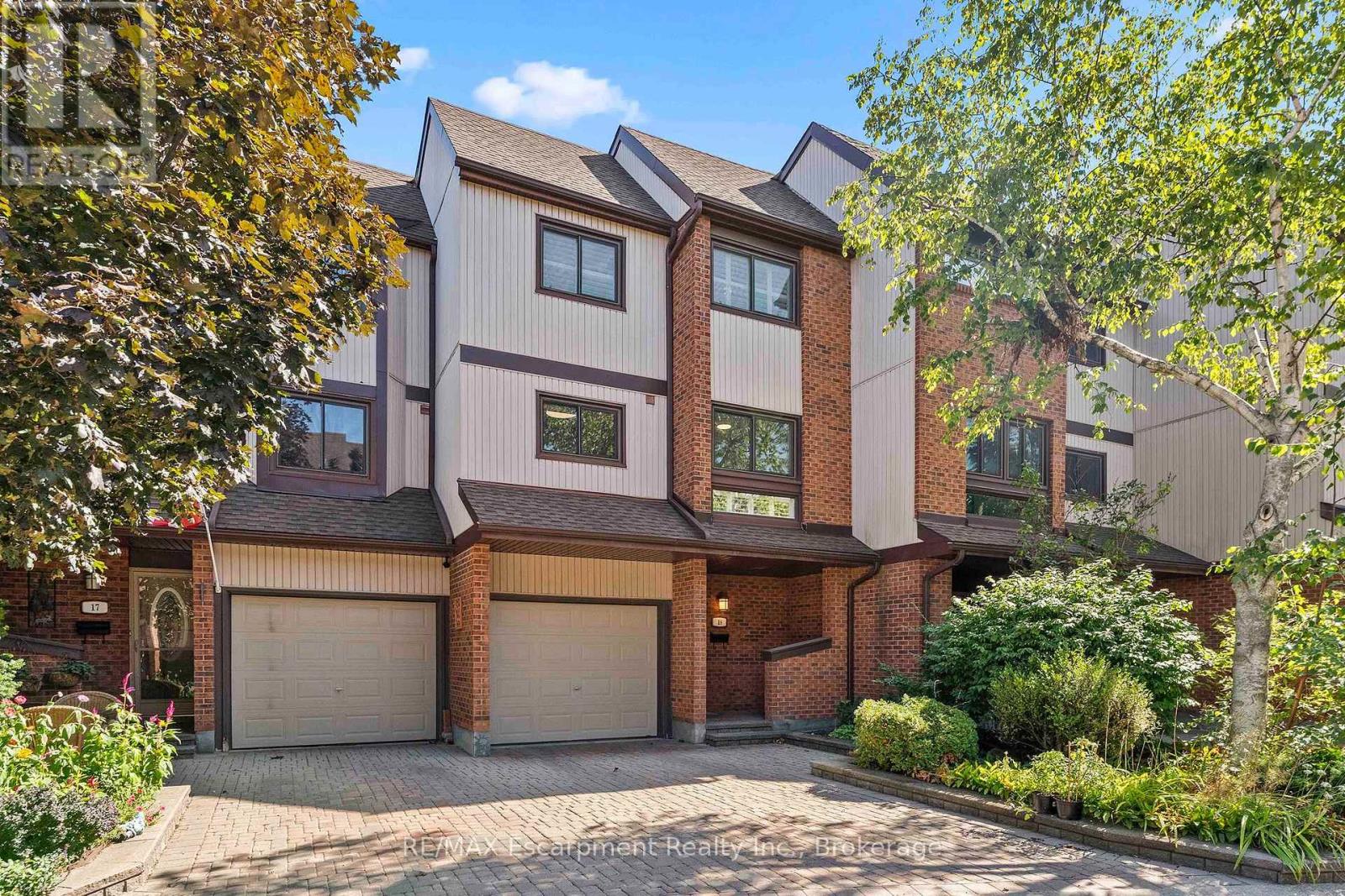 18 - 1060 Walden Circle, Mississauga, Ontario  L5J 4J9 - Photo 2 - W13793462