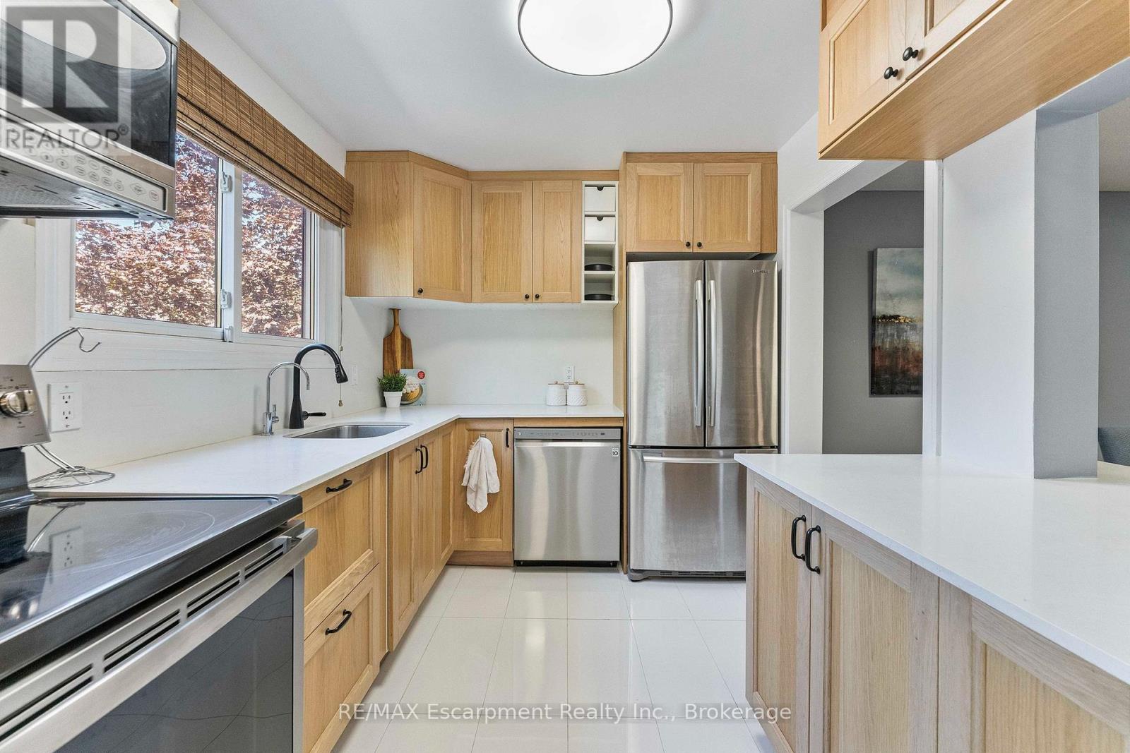 18 - 1060 Walden Circle, Mississauga, Ontario  L5J 4J9 - Photo 22 - W13793462