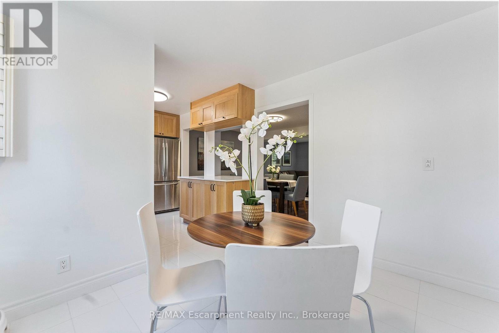 18 - 1060 Walden Circle, Mississauga, Ontario  L5J 4J9 - Photo 26 - W13793462