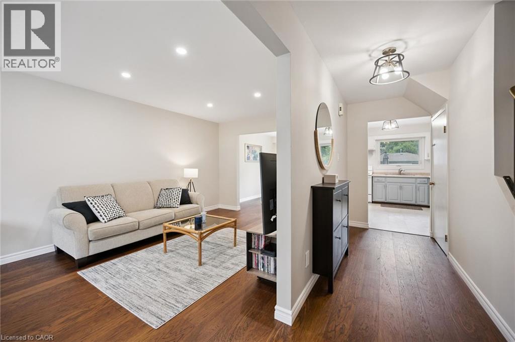 37 Shadeland Crescent, Kitchener, Ontario  N2M 2J1 - Photo 4 - 40861642