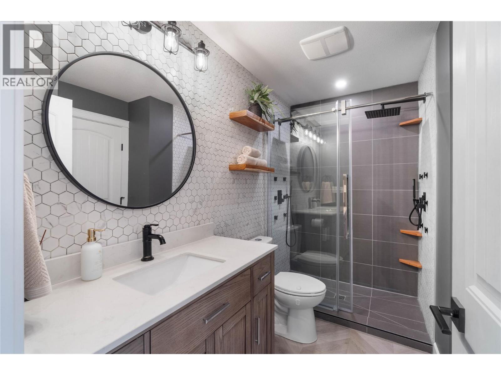2592 Crestline Street Unit# 9, Kamloops, British Columbia  V2B 0E7 - Photo 14 - 10400748