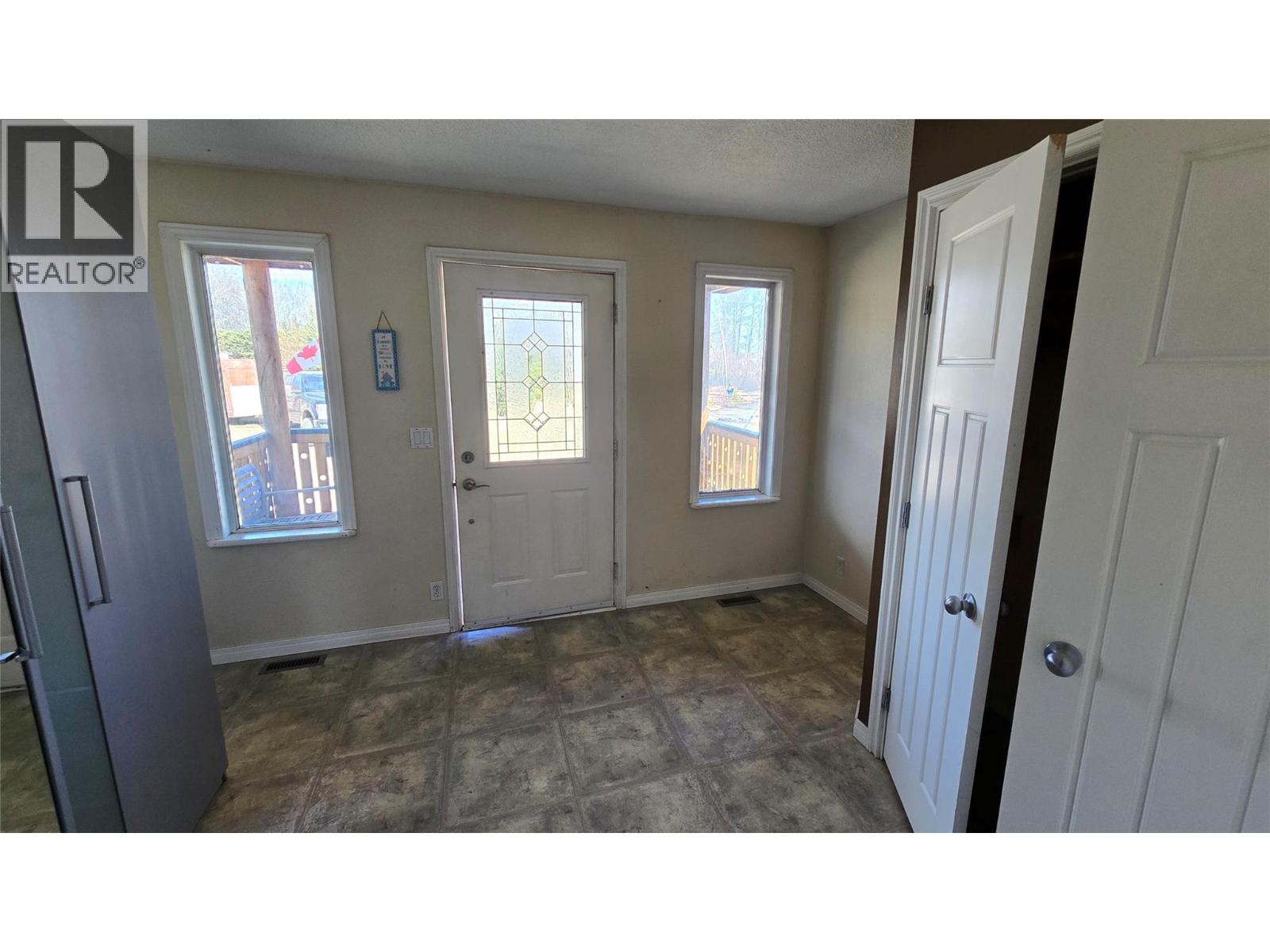 8185 Stuckey Road, Dawson Creek, British Columbia  V0C 1T0 - Photo 24 - 10400757