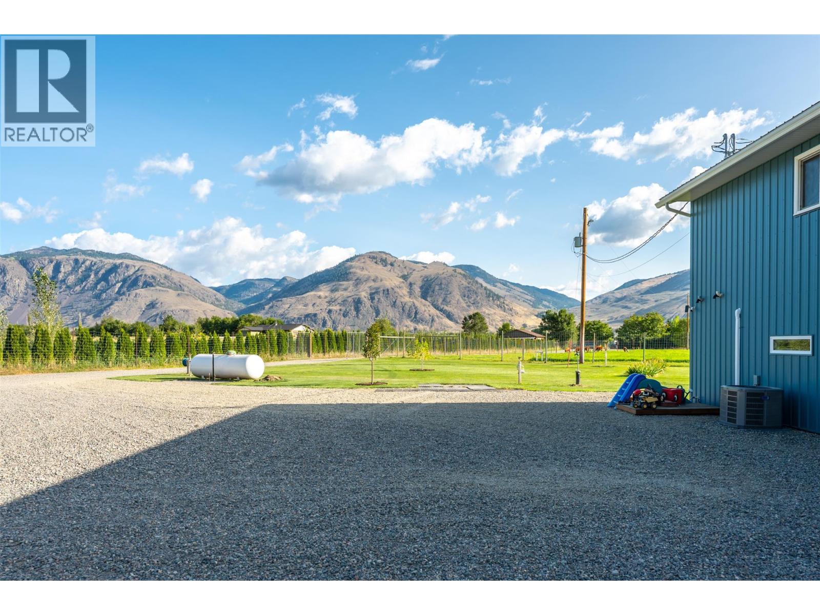 1969 Osprey Lane, Cawston, British Columbia  V0X 1C1 - Photo 2 - 10400832