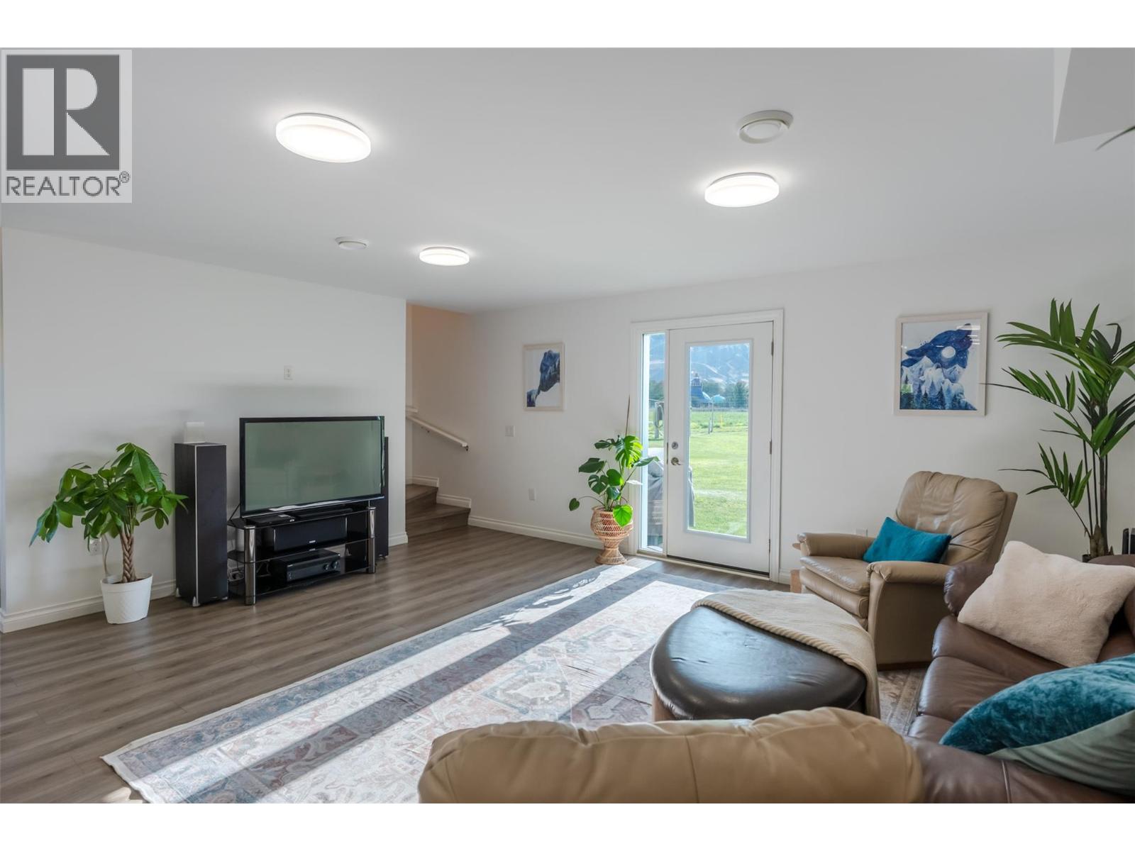 1969 Osprey Lane, Cawston, British Columbia  V0X 1C1 - Photo 11 - 10400832