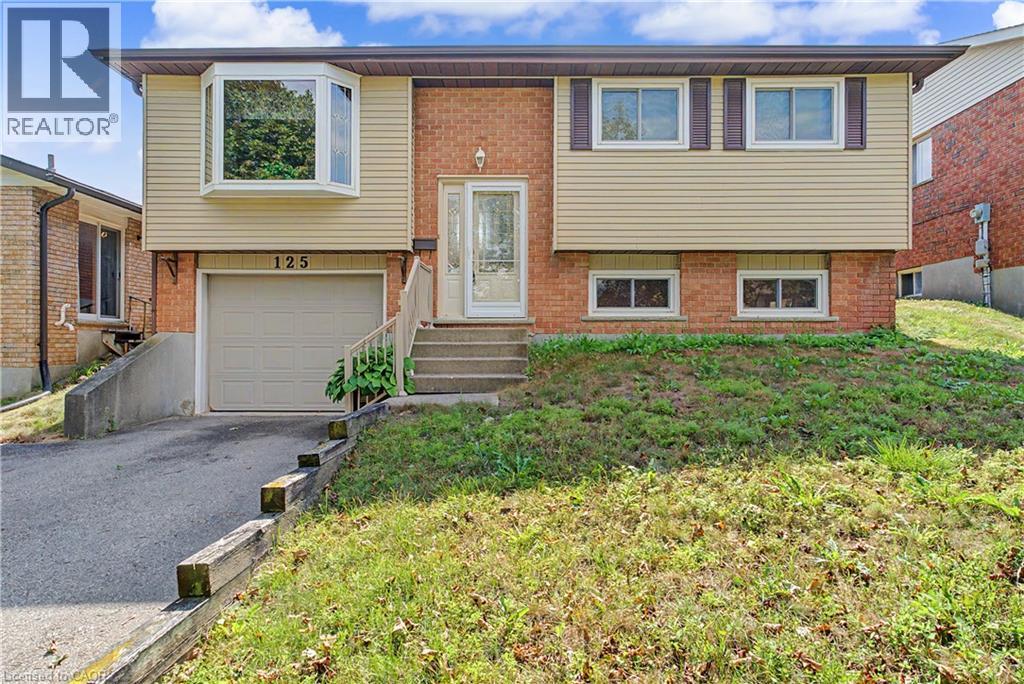 125 BLACKWELL Drive, Kitchener, Ontario
