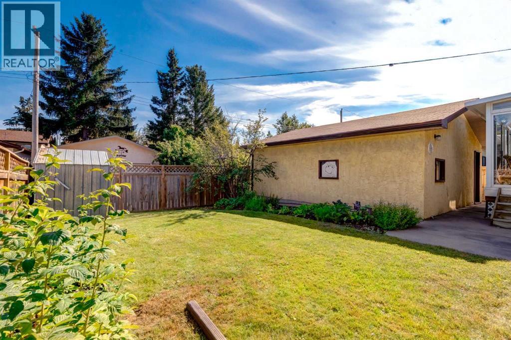 243 Cedarpark Green Sw, Calgary, Alberta  T2W 2K1 - Photo 45 - A2341947